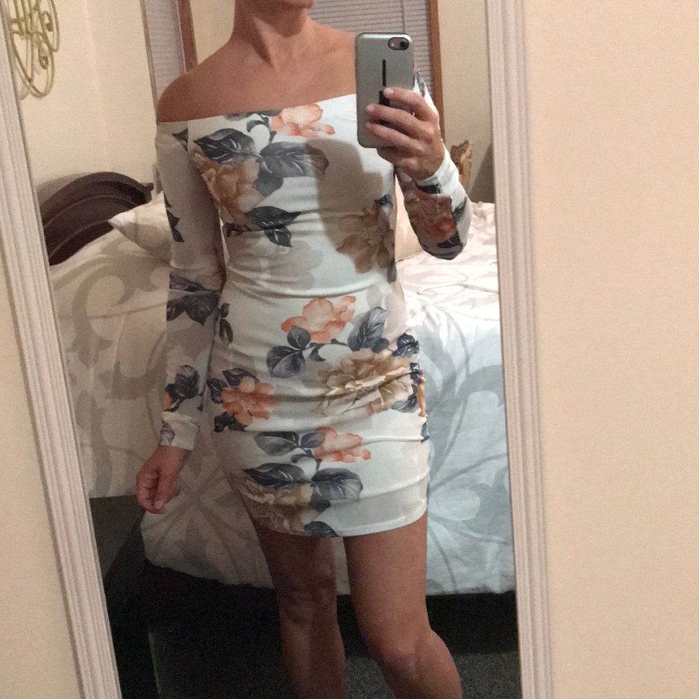 Beautiful windsor dress